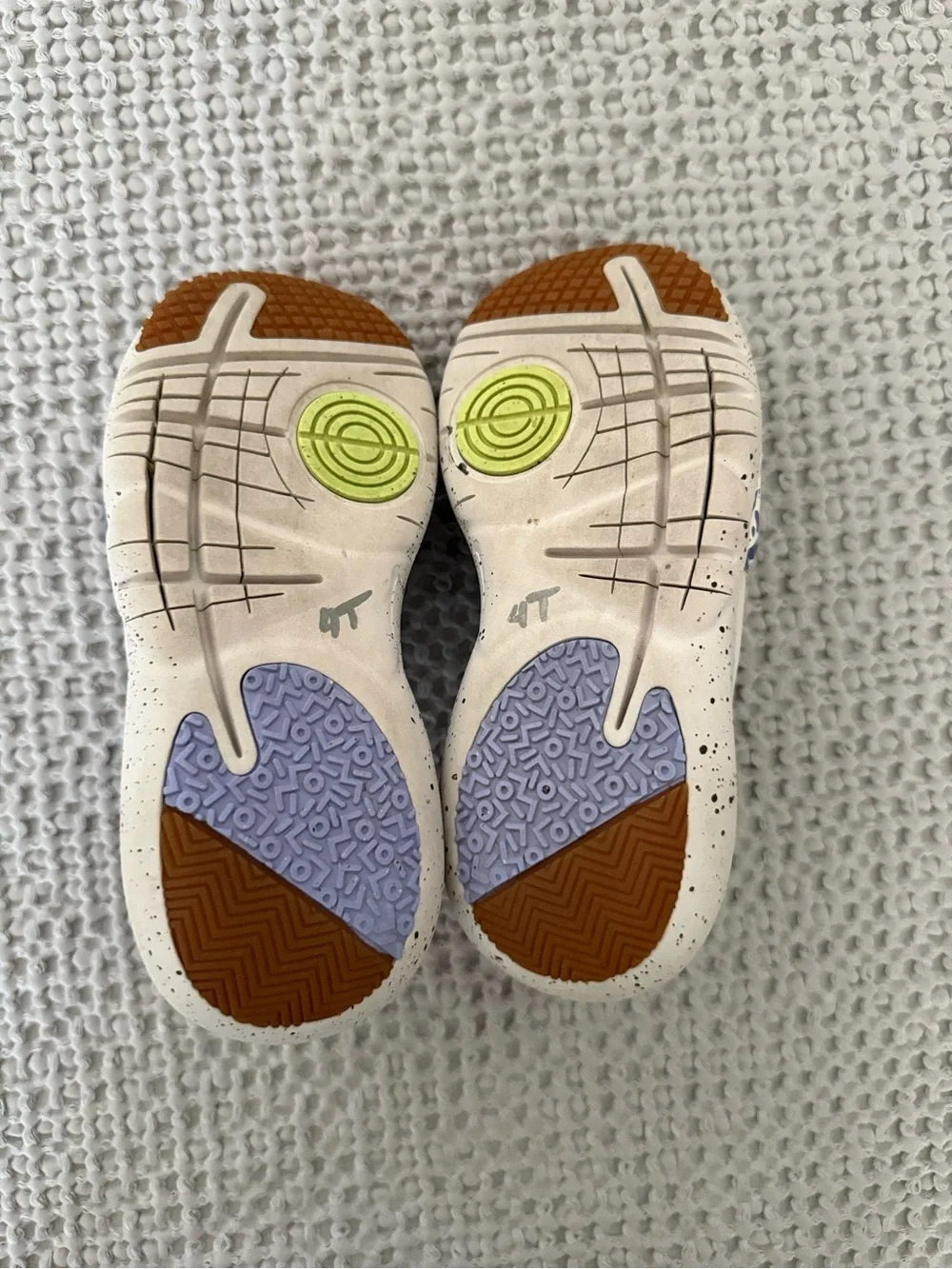 Nike flex Advance Kids Sneakers mushroom White, Lavender & Neon Green size 13C